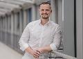 Knieschmerzen behandeln: Dr. Dominik Wilkens erklrt neue Therapieanstze im St. Vincenz-Krankenhaus