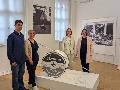 Kindheit neu entdecken: Ausstellung "Kindsein - Spurensuche" im Roentgen-Museum Neuwied