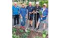 Beetfreunde Erpel sorgen fr Herbstbepflanzung in der Rheinstrae