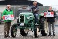 Niederbieber: Oldtimer-Traktor wird zum Hoffnungstr�ger f�r die VOR-TOUR