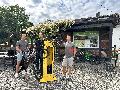 Willmenrod feiert neue Rad-Servicestation auf dem Dorfplatz