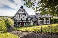 Fachwerkzauber und Sagenpfade in Mehren