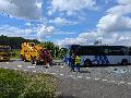Zweite Aktualisierung: B 414 nach Kollision zwischen Bus und Lkw wieder freigegeben