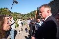 Ministerpr�sident Schnieder verspricht Unterst�tzung f�r das Ahrtal
