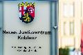 Verfassungsgerichtshof pr�ft AfD-Klage zu Zuverl�ssigkeits�berpr�fungen