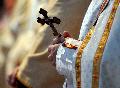 Z�libat im Fokus: Priester zwischen Amt und Liebe