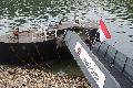 Tankmotorschiff kollidiert mit Anleger auf dem Rhein