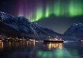 Norwegens K�ste authentisch erleben: Polarlichter, Fjorde und Postschiff-Charme