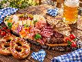 Oktoberfest im Festzelt: Tannenhof in Gro�maischeid l�dt zur Wiesn-Party