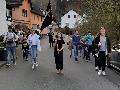 Traditionelles Osterklappern in Selbach: Kinder zogen mit Klappern durch den Ort