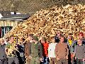 "Wärme fürs Ahrtal": Brennholz-Transport aus dem Wisserland war erfolgreich
