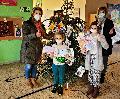 Weihnachtswunschbaum-Aktion der Grundschule Breitscheid für Kinder in Not 