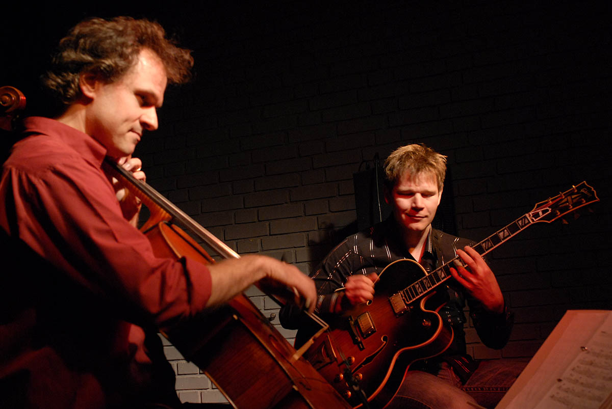 Jazz mit Cello & Guitar - Tiedemann-Plate Duo ersetzt komplette Band