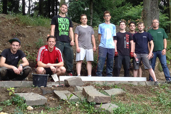 Zweites Trockenmauerprojekt in Oberraden hat begonnen