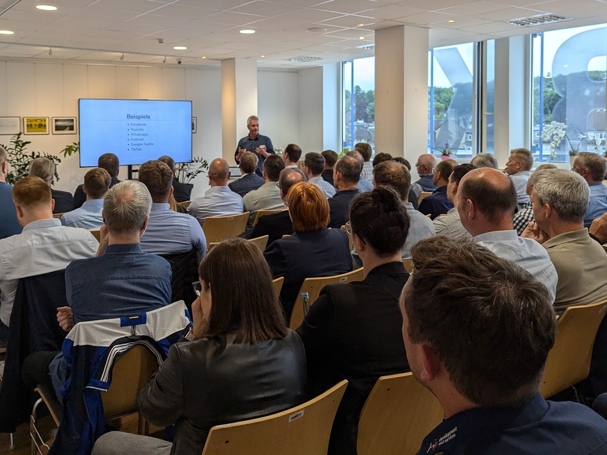 Digital-Stammtisch widmet sich E-Commerce in Handwerk und Mittelstand im Kreis Altenkirchen