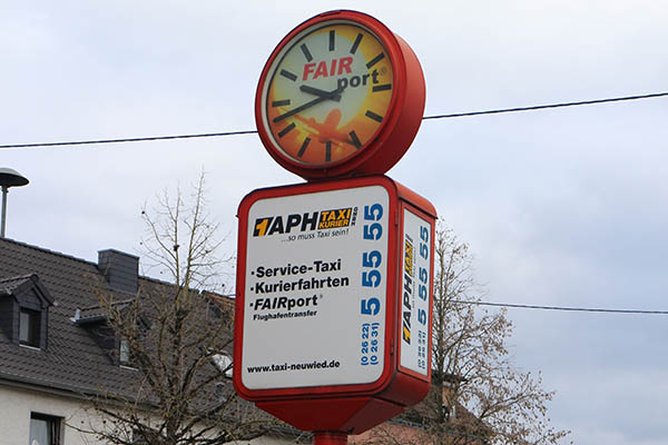 Die marode Uhr am Wasserturm. Foto: privat