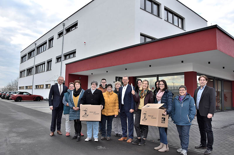 Der Umzug der Kreisabfallwirtschaft innerhalb des Neuwieder Gewerbegebietes Friedrichshof von der Rudolf-Diesel-Strae 10 in die Carl-Borgward-Strae 12 verlief ohne Komplikationen. Foto: Kreisverwaltung