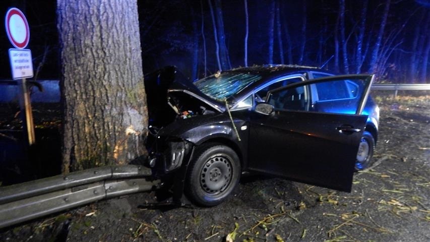 19-Jhriger bei Unfall auf der L 278 schwer verletzt