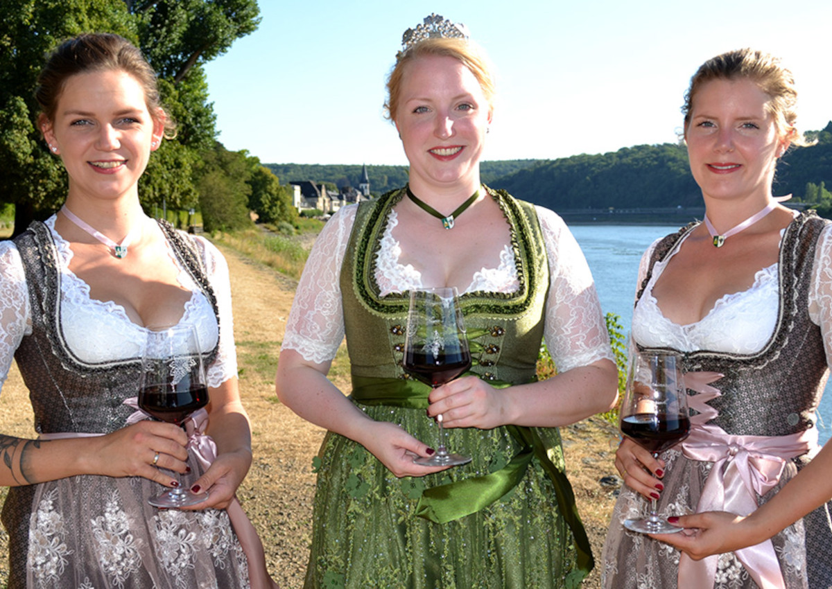 Weinkniginnen vorgestellt: Unkel freut sich aufs Weinfest
