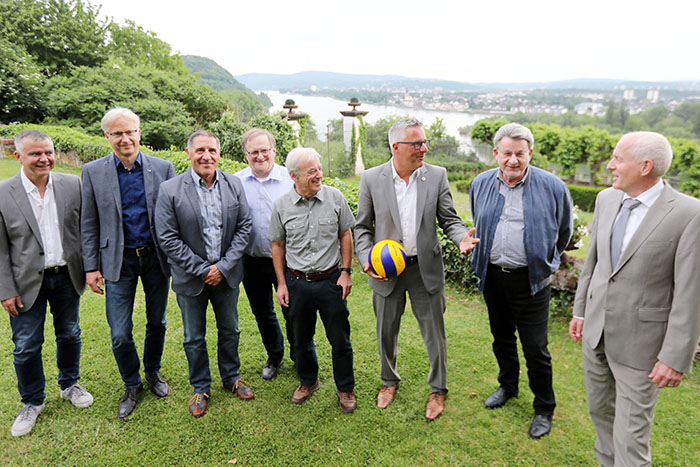 Teilnehmer: VCN: Ulrich Dittscheidt, Rolf Mller, Uwe Lederer, Raimund Lepki. Sponsoren: Oliver Mhmel, Gerd Neuwirth, Carsten Boberg, Frank Linnig. Foto: Verein