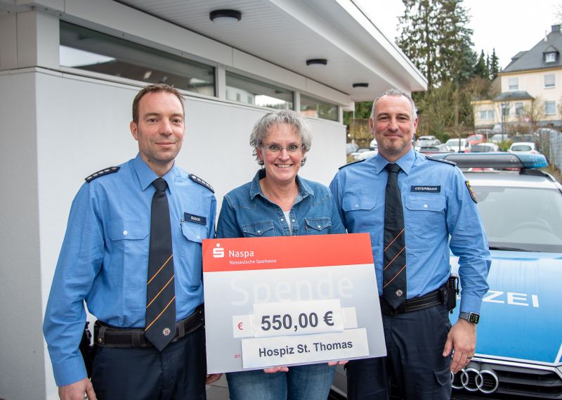 Spendenbergabe der Verkehrsdirektion 1 aus Koblenz an Hospiz St. Thomas. Foto: privat