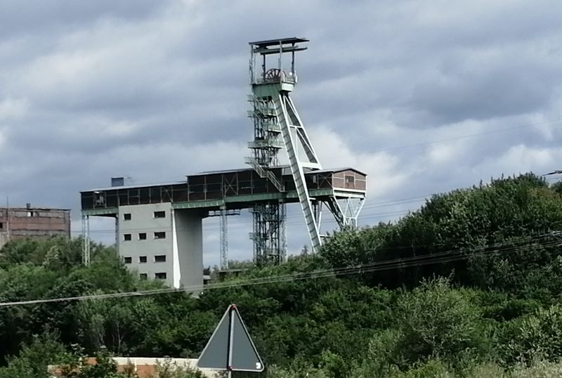 Energiekrise: Förderturm der Grube Georg an A 3 in Willroth bleibt nachts dunkel 
