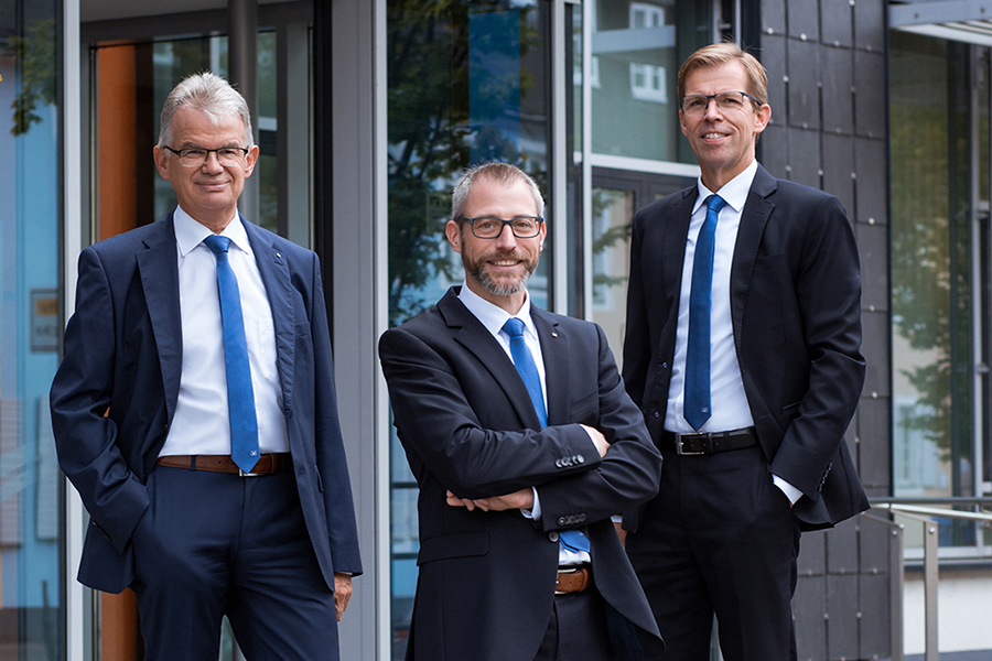 Vorstandsmitglieder der VR Bank Rhein-Mosel eG. (v.l.n.r.) Andreas Harner (Vorstandssprecher), Matthias Herfurth und Michael C. Kuch. (Das Foto entstand vor den aktuell geltenden Abstandsregelungen.) Archivfoto: Bank