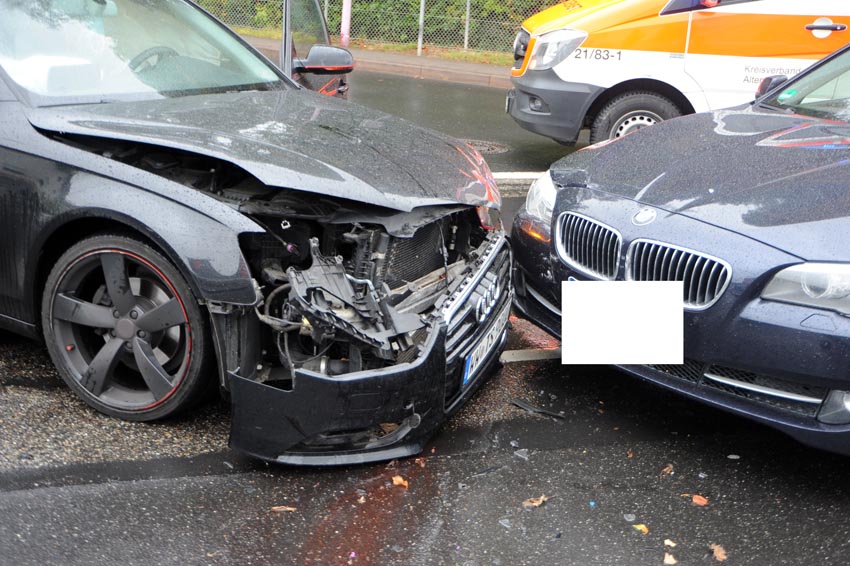 Verkehrsunfall in Altenkirchen sorgt fr Verkehrsbehinderungen
