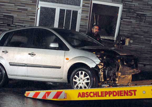 Der Unfall-PKW ist nicht mehr einsatzfhig. (Foto: kk)