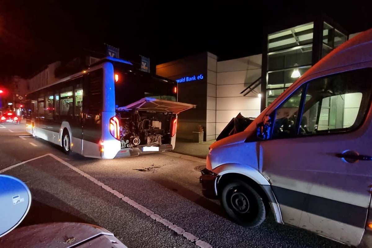 Verkehrsunfall in Betzdorf  zwei Fahrzeuge wurden erheblich beschdigt