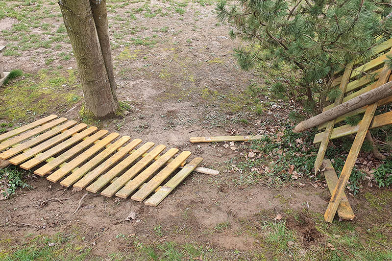 Sinnlose Zerstrungswut an der Kindertagessttte in Raubach 