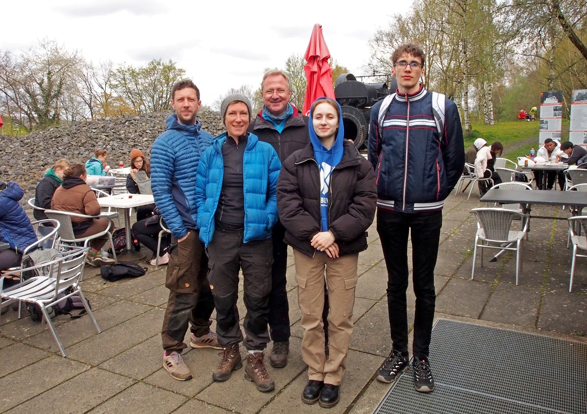 Eine "Europadelegation" von Jugendlichen machte Halt im Stffel-Park. (Foto: Tatjana Steindorf)