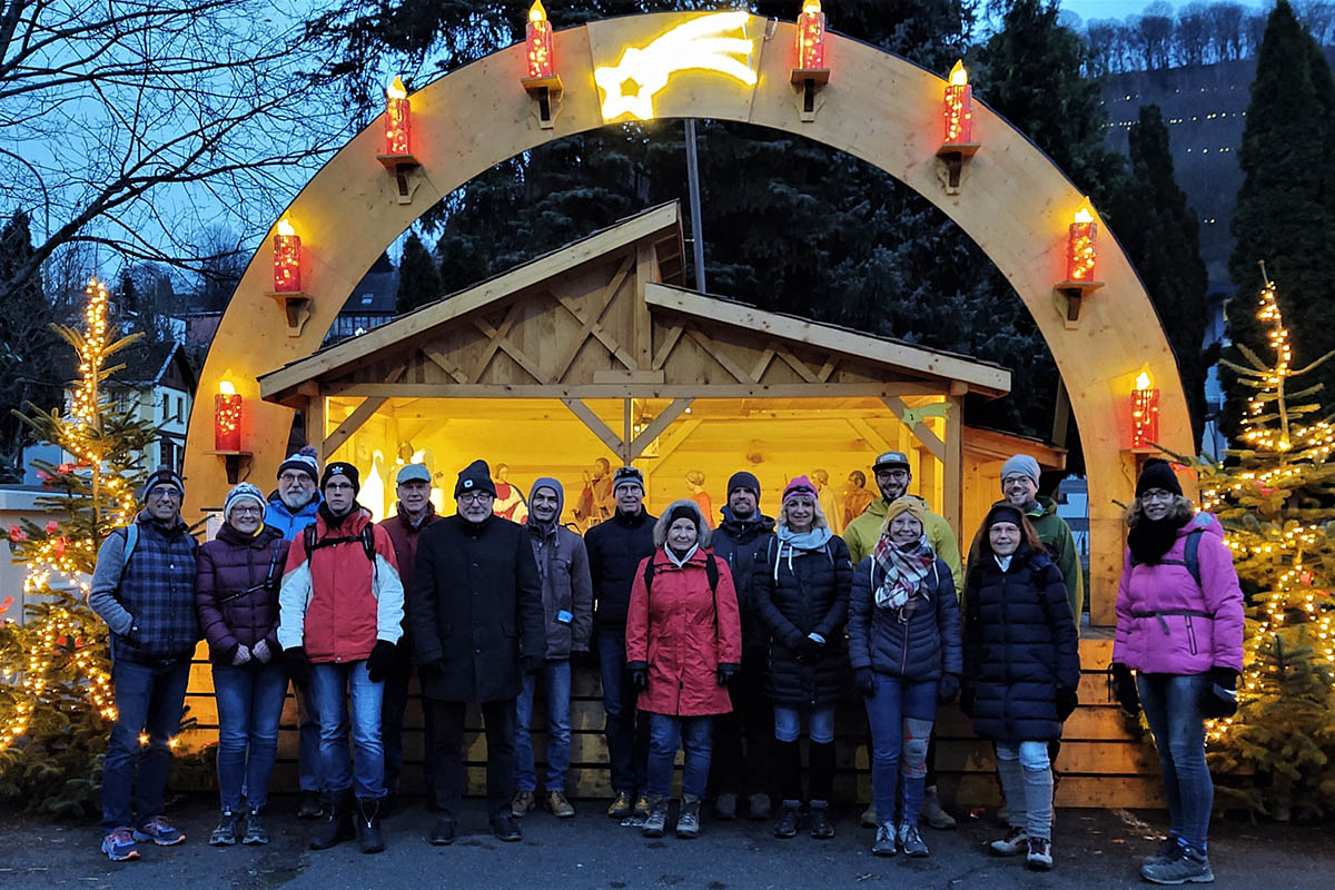 Vorweihnachtliche Wanderung des Waldbreitbacher Lauftreffs 