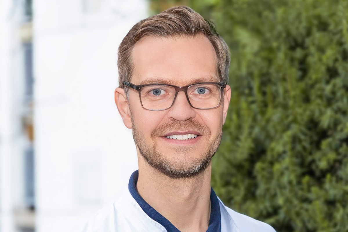 Referent Oberarzt Dr. Volker Strau� freut sich auf einen informativen Abend. Foto: Marien Gesellschaft Siegen gGmbH / Sylwia Sobczyk
