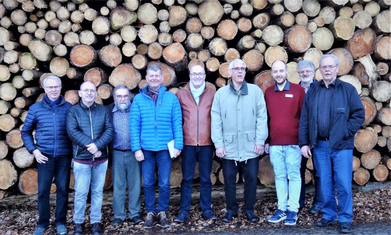 Der neue Vorstand versprach, sich auch in Zukunft mit voller Kraft fr das Ignatius-Ltschert-Haus und seine Bewohner/innen im Buchfinkenland einzusetzen. Foto: Edmund Schaaf