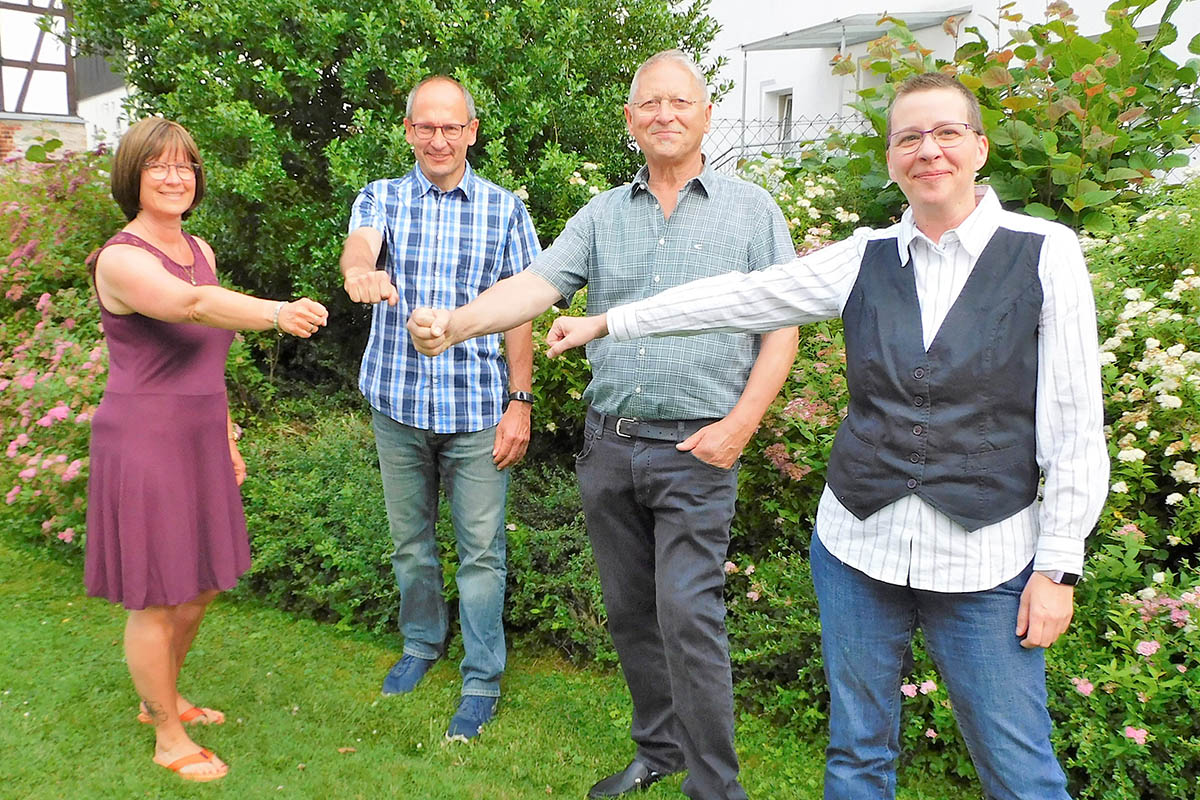 Der neue Vorstand von rechts nach links: Daniela aus den Erlen, Rolf Scheyer, Michael Seidel, Nicole Vietze. Foto: privat