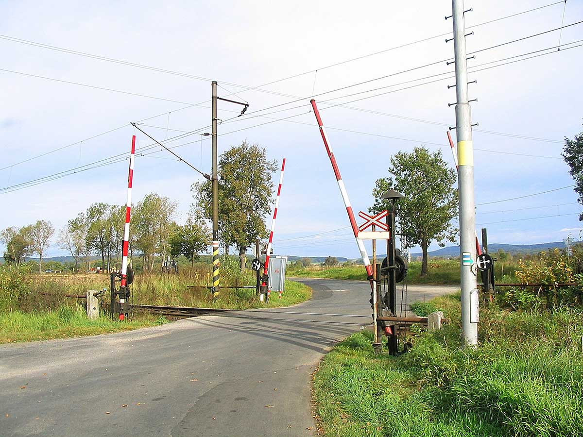 Nachtarbeiten am Bahnbergang Hattert 