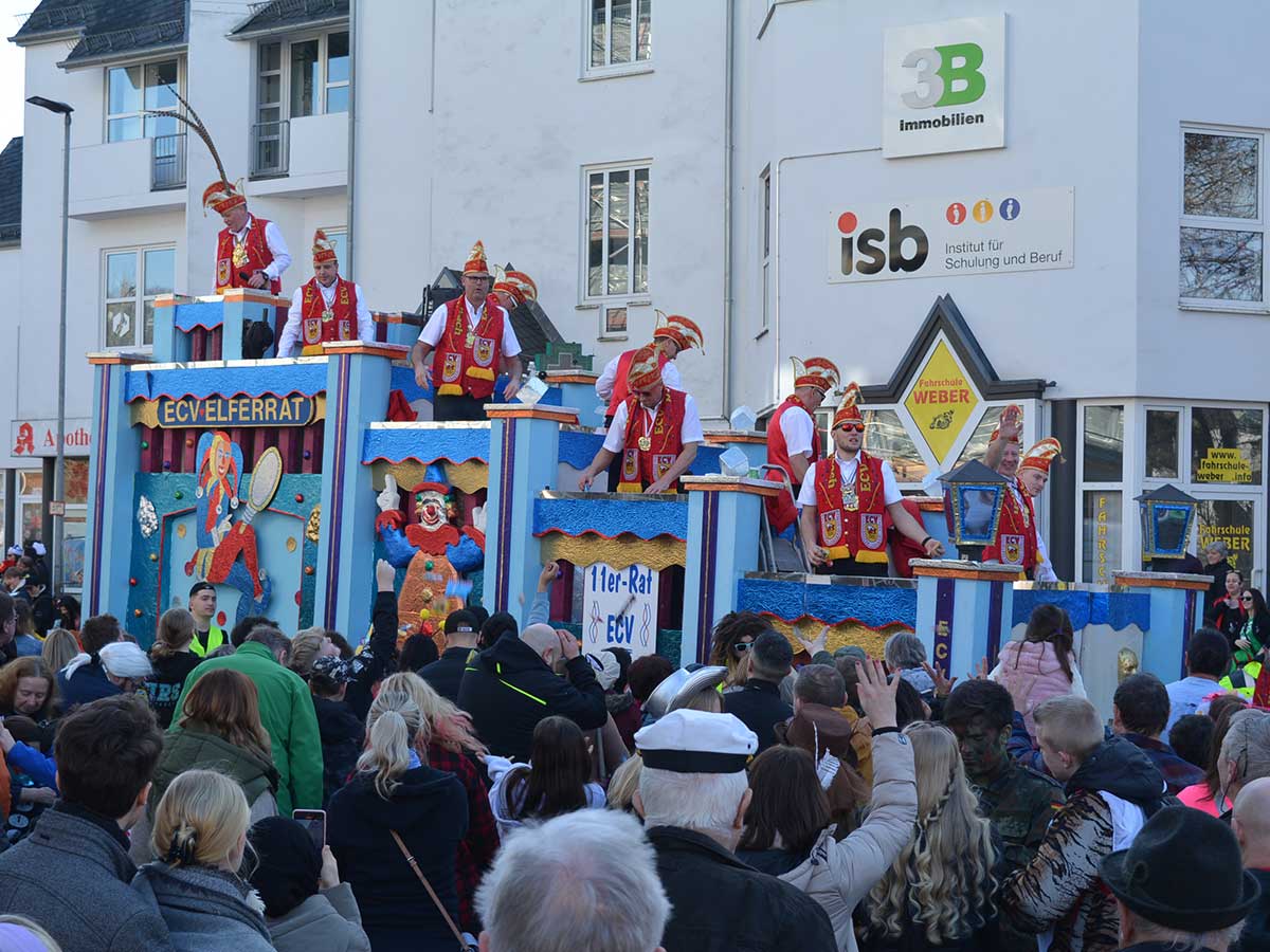 Karnevalsumzug in Montabaur zog Tausende in die Kreisstadt