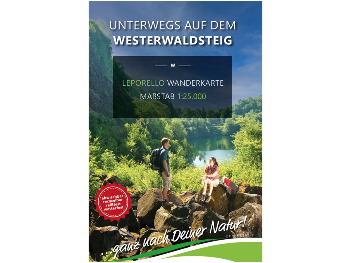 Mit der Leporello-Wanderkarte ber den Westerwaldsteig