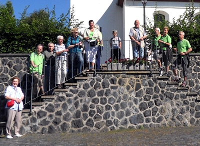 Mit einer Gruppe von 14 Wanderfreunden wanderte der Westerwaldverein Bad Marienberg e.V. von Oberzeuzheim zur Lochmhle. (Foto: Verein).