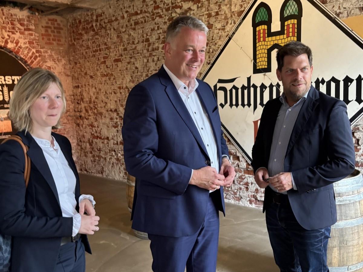 Gordon Schnieder in Hachenburg: CDU-Spitzenkandidat im Dialog mit Brgern