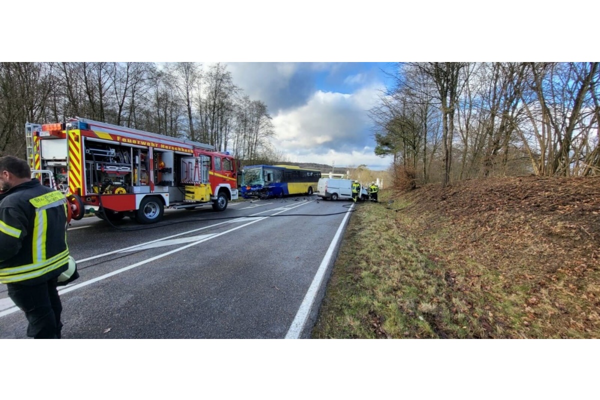 Unfall auf der L 305 (Fotos: RS Media)
