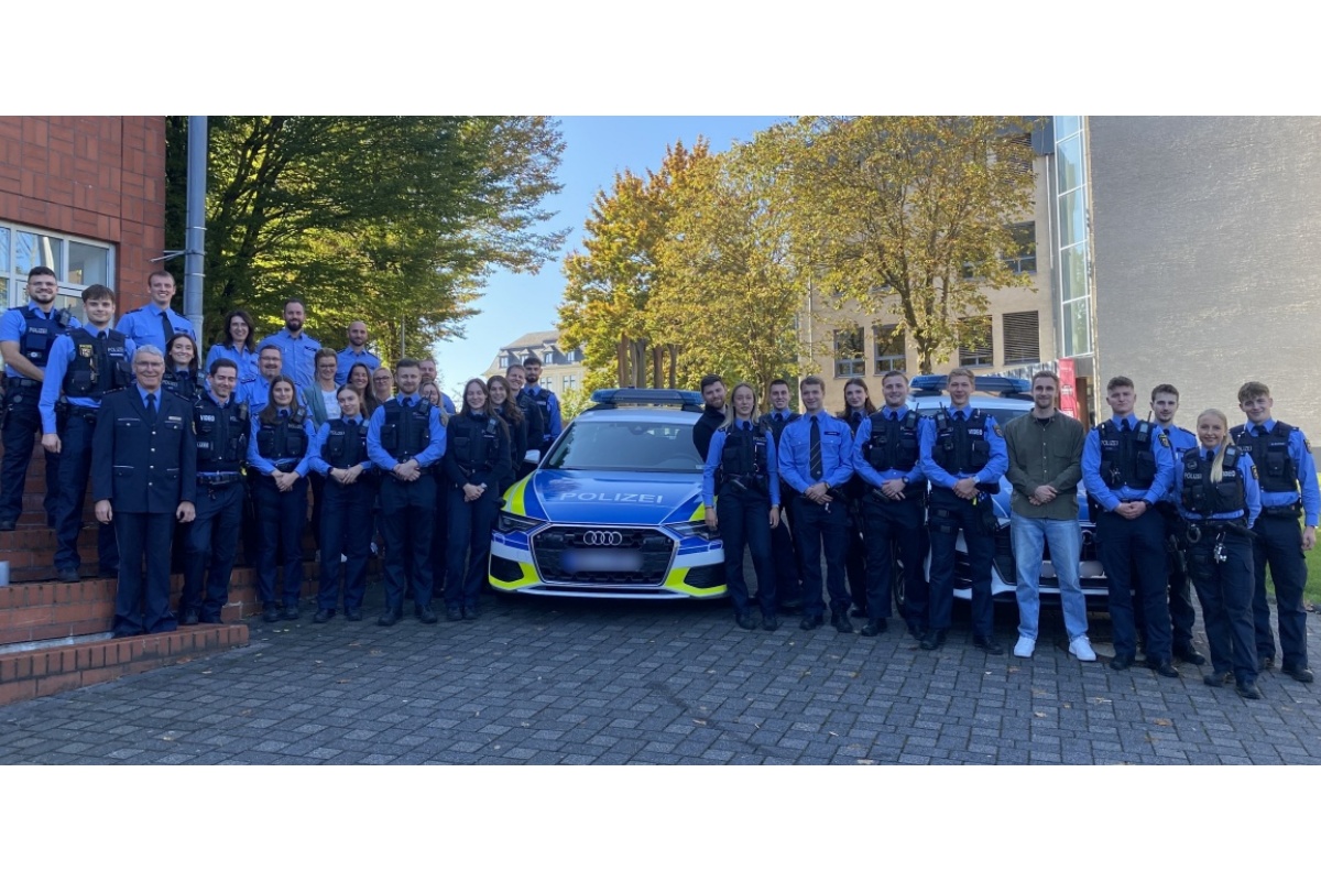 Die neuen Mitarbeiter der Polizeidirektion Montabaur (Foto: Polizeidirektion Montabaur)