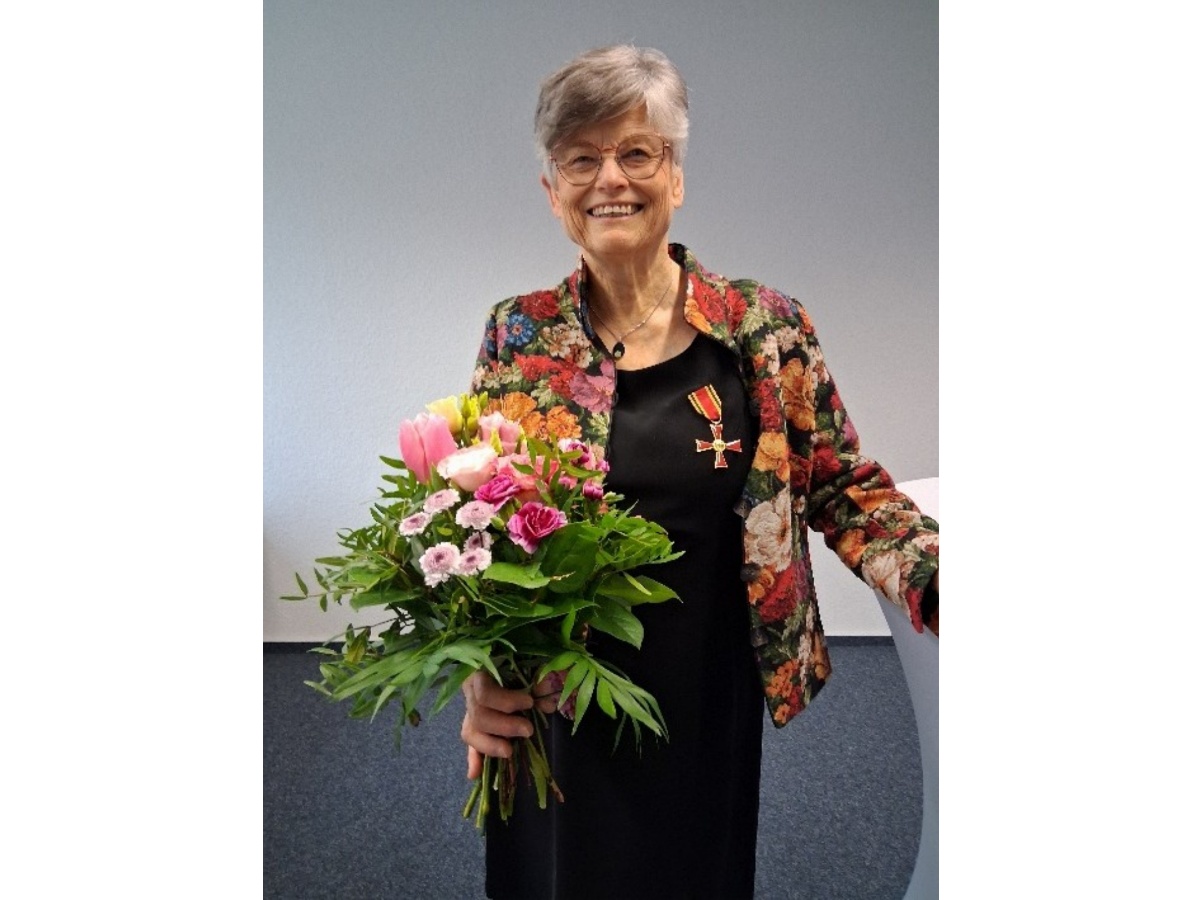 Margaret Haas erh�lt Bundesverdienstkreuz (Fotos: Martin Fries)