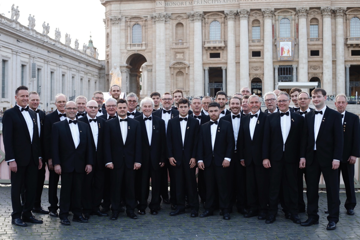 MGV Nentershausen vor dem Petersdom (Fotos: Andreas Reusch)