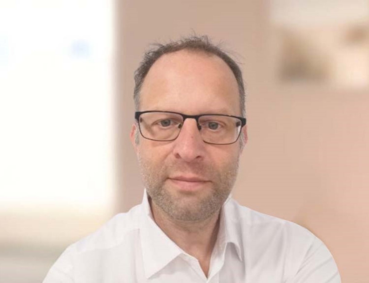 Praxis fr Allgemeinmedizin wird untersttzt durch Bjrn Mundhenk (Foto: Lea Hirt)