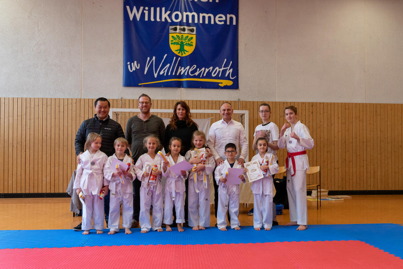 Erfolgreiche Grtelprfung der Taekwondo-Supersonics