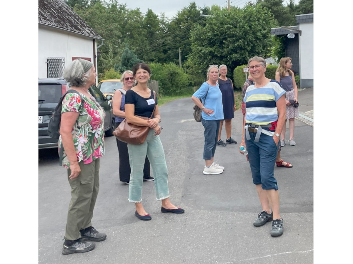 Wandertag des Hospizvereins Altenkirchen: Naturerlebnis im Windecker Lndchen