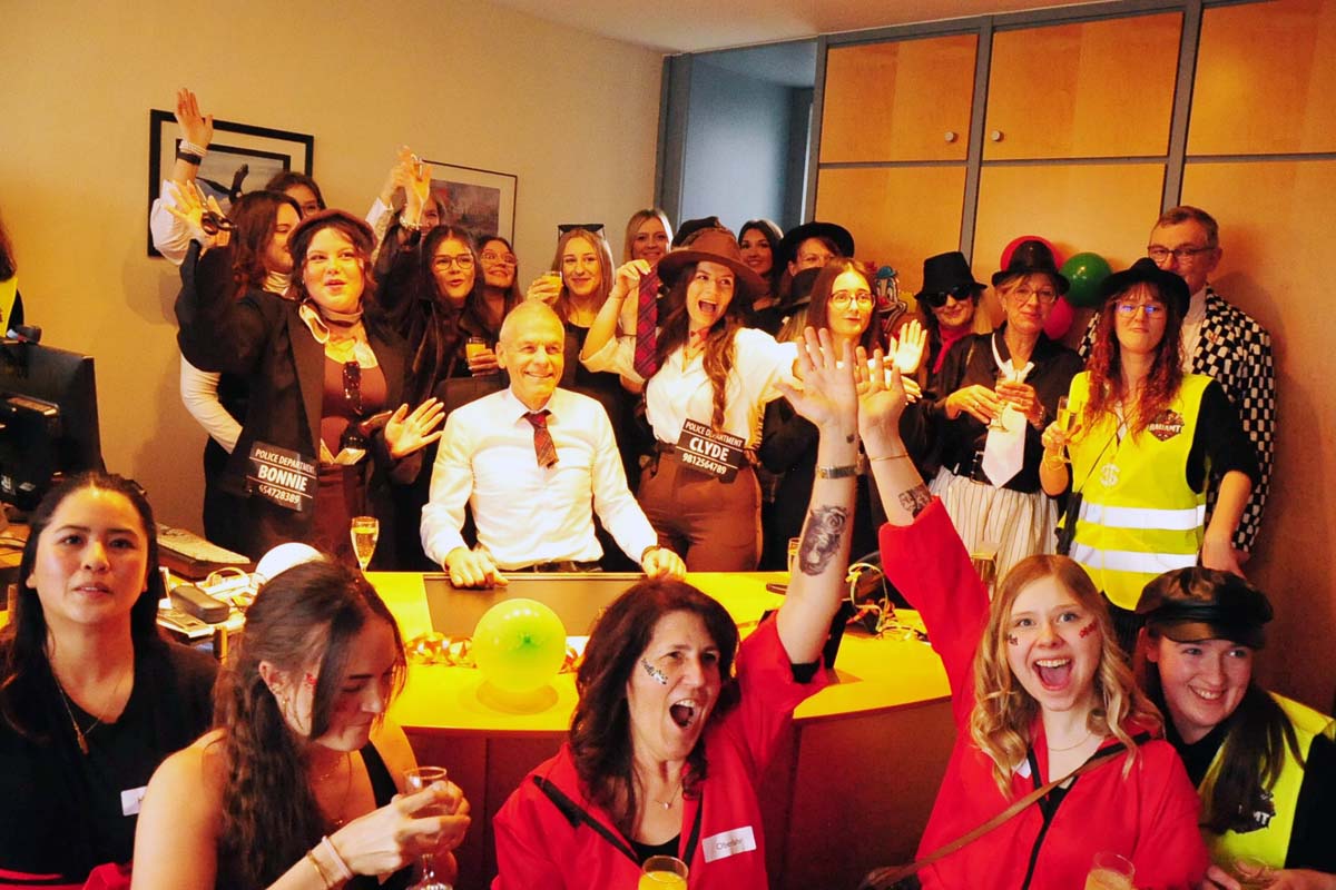 Die Rathausm�hnen entmachteten den "Chef" (Bilder: kk�)