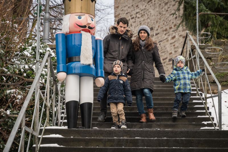 Gste im Weihnachtsdorf Waldbreitbach. Foto: Andreas Pacek